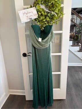 cousin couture prom dresses Hellooooo Beautiful!! SOO Much Gorgeous NEW PROM + Colorful Spring Formal Dresses Too!!! Sizes XXS-XXXL Available In 100 + Colors! No Appointment Needed! Shop The Cutest NEW Graduation , Spring Break